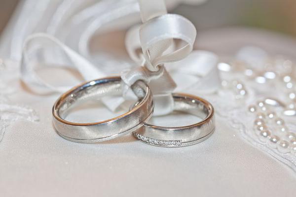 Read more about the article Oryginalny symbol małżeńskiej miłości